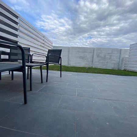 Fly Studios Tunarii 外观 照片